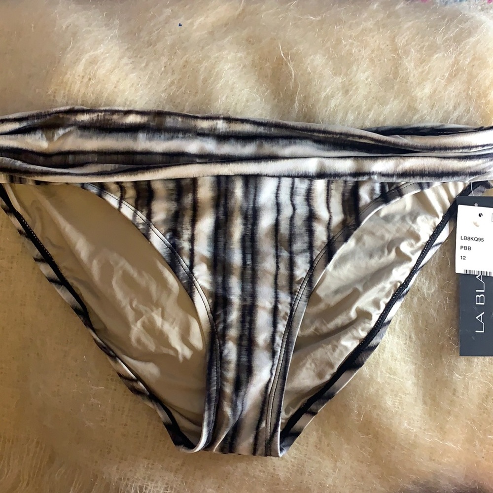 La Blanca bottoms